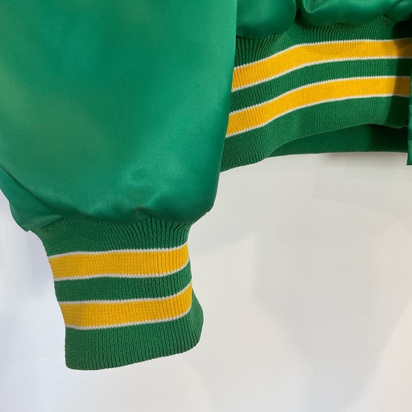 Holloway John Deere bomber jacket. Embroidered Sloan implement co. Men’s large - Picture 9 of 13